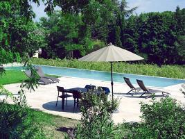 Le Chateau Des Cinq Cantons Hotel Carpentras Luaran gambar
